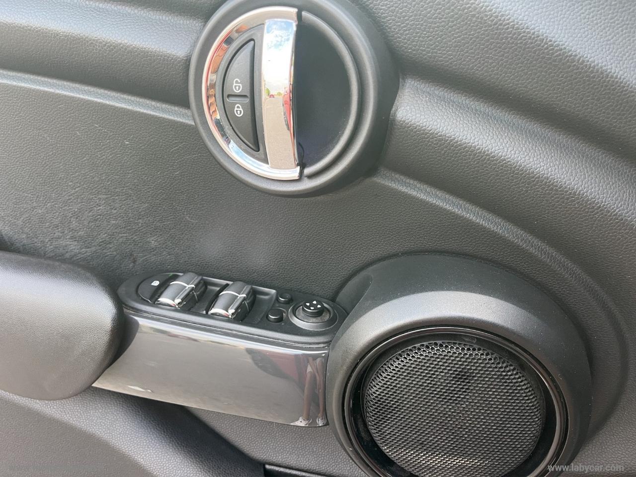 MINI Mini Cooper D 5 porte