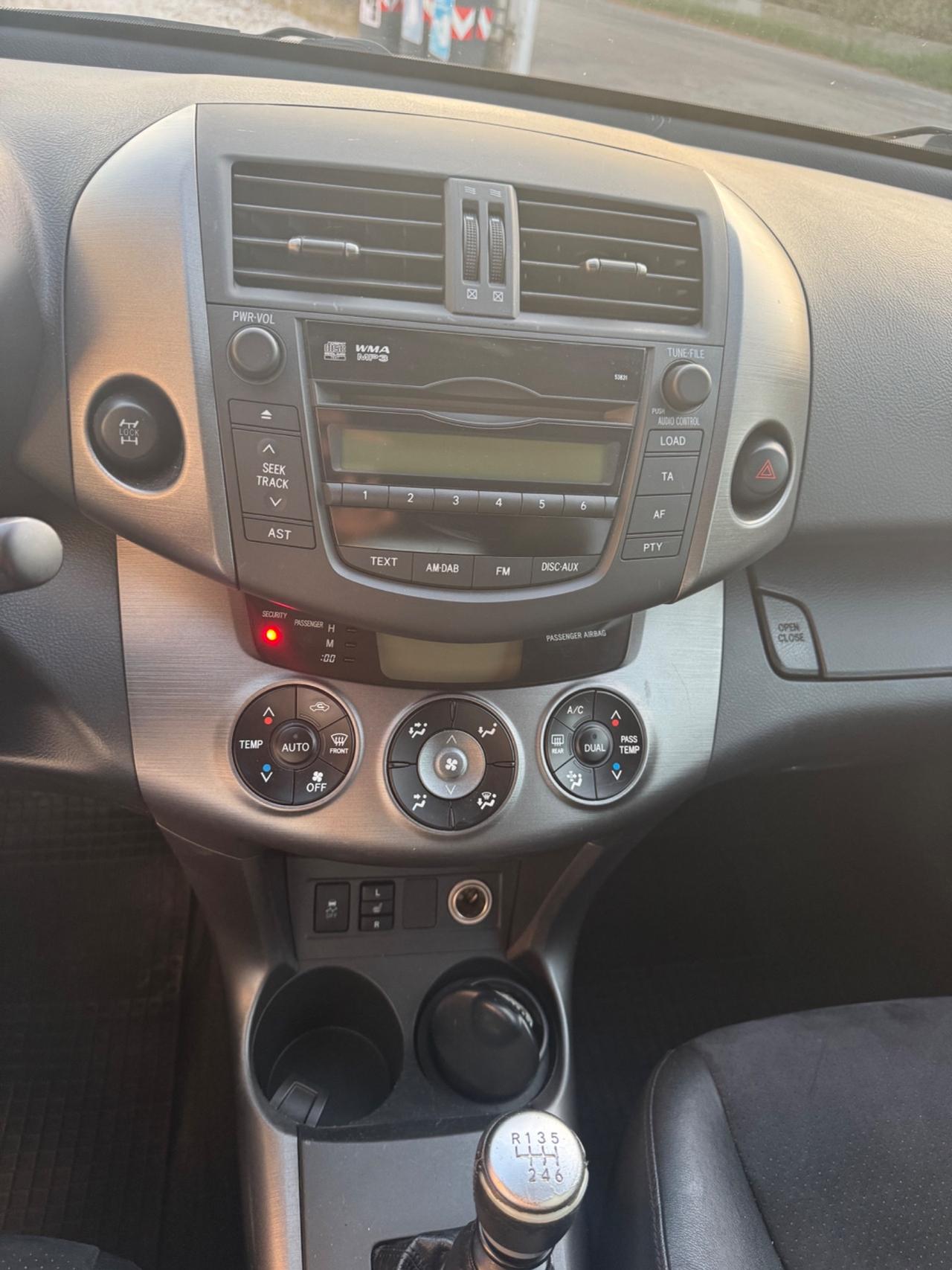 Toyota RAV 4 RAV4 Crossover 2.2 D-4D 150 CV DPF Exclusive