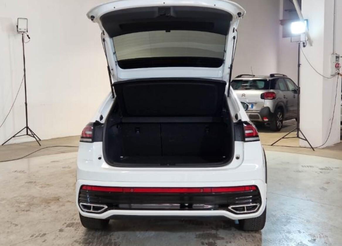 Volkswagen Taigo 1.0 TSI 110 CV DSG R-Line