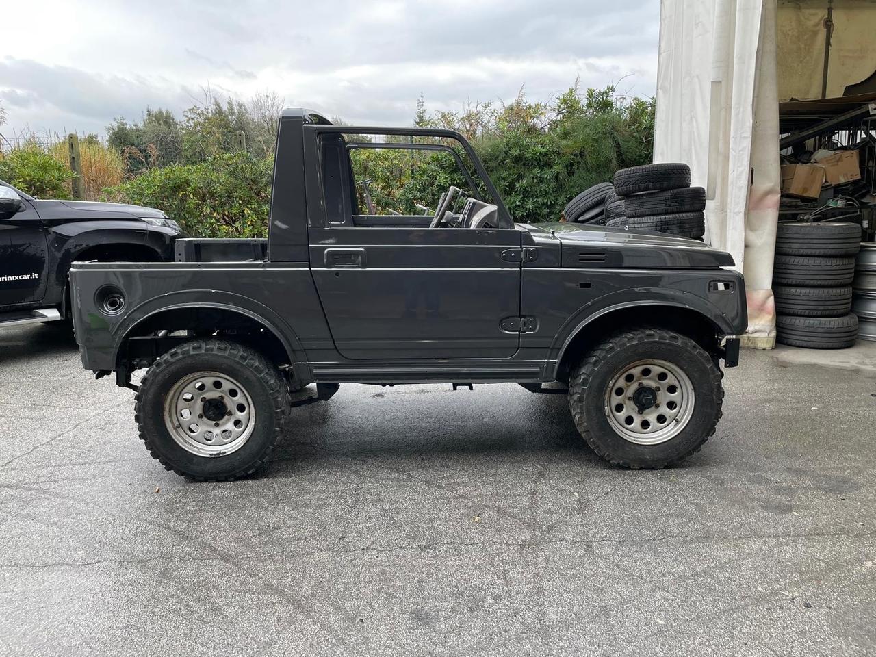 Suzuki SJ Samurai SJ413 Cabrio . restauro totale dalla A alla Z a nuovo!