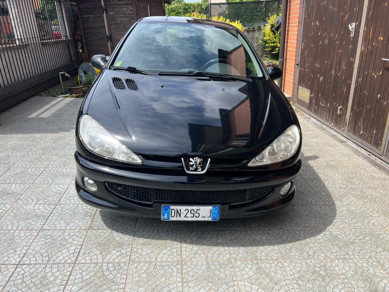 Peugeot 206 1.4 5p. Enfant Terrible