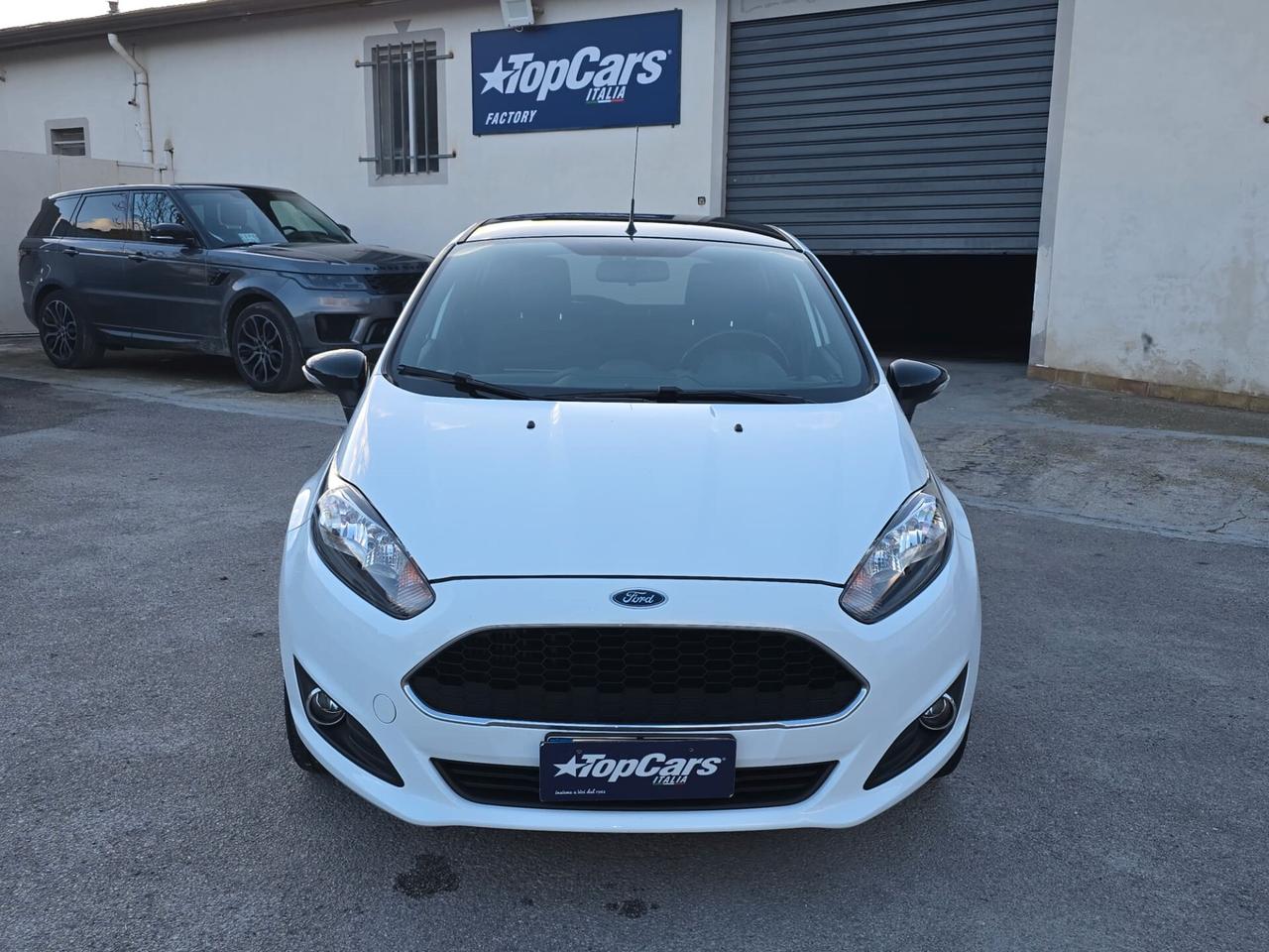Ford Fiesta 1.5 TDCi Black & White 95 cv-2017