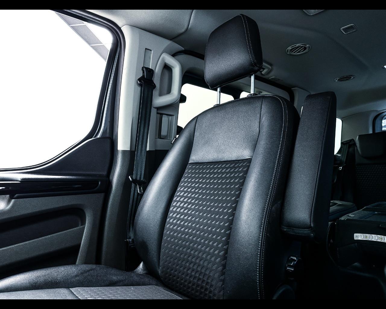 FORD Tourneo Custom 1ª s - Tourneo Custom 320 2.0 EcoBlue 170CV a