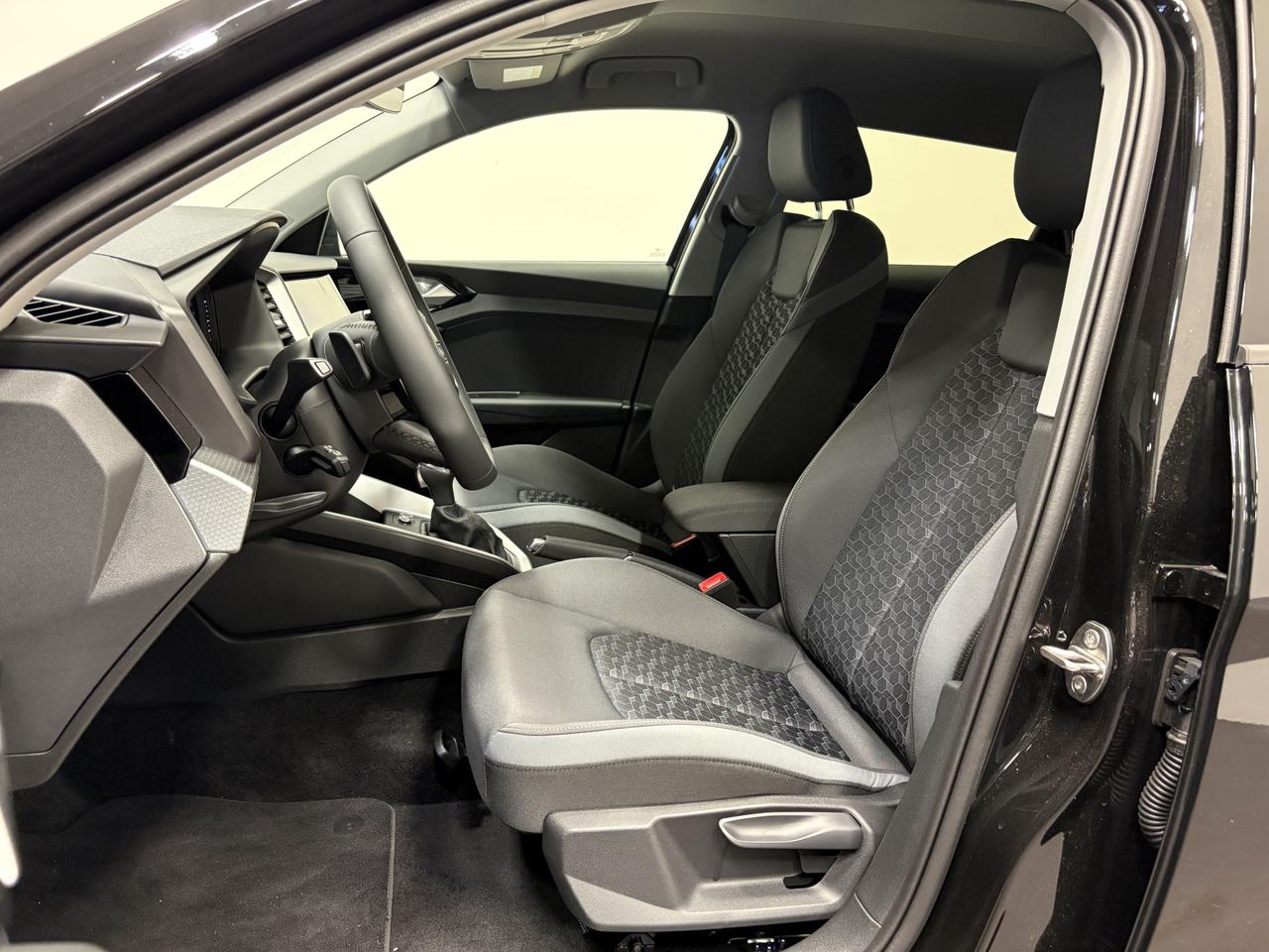 AUDI A1 SPORTBACK 30 TFSI S-TRONIC S-LINE EDITION