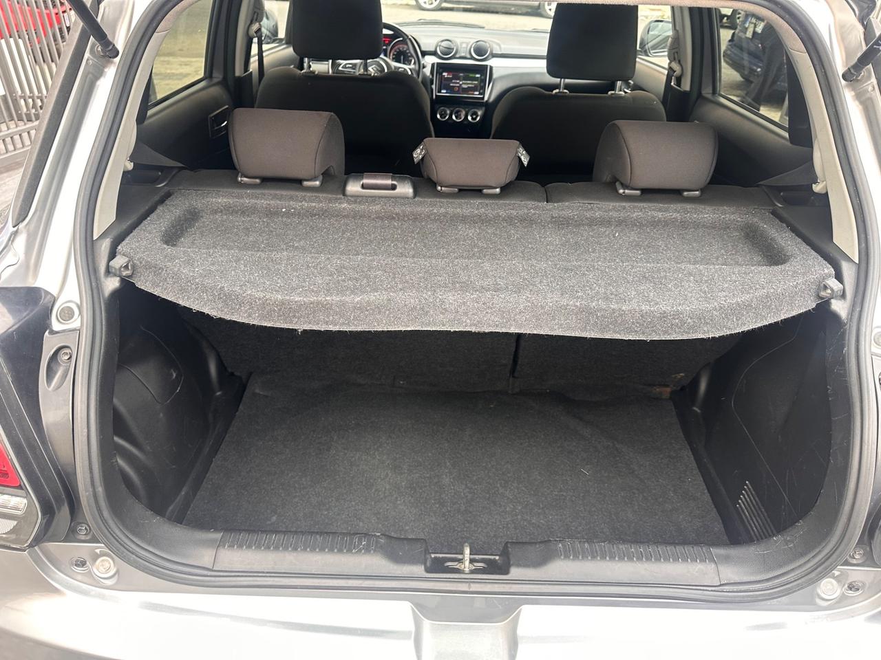 Suzuki Swift 1.0 Boosterjet Hybrid S