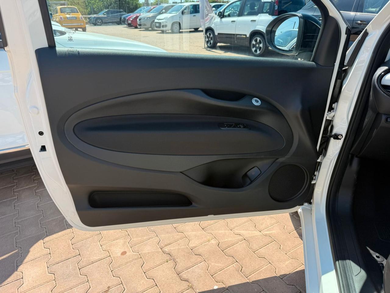 Fiat 500 Berlina Hybrid Pop