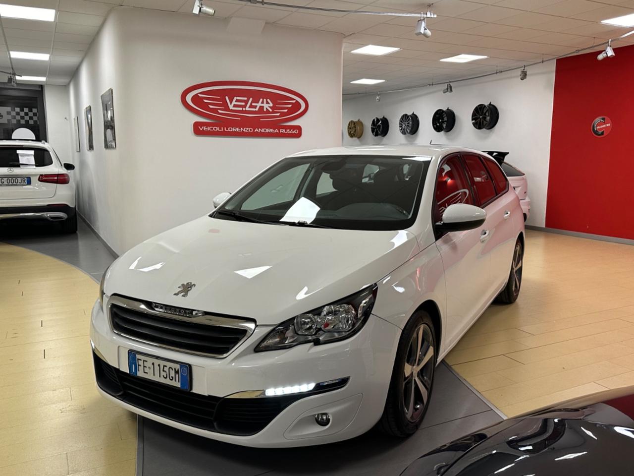 Peugeot 308 BlueHDi 120 S&S SW Business