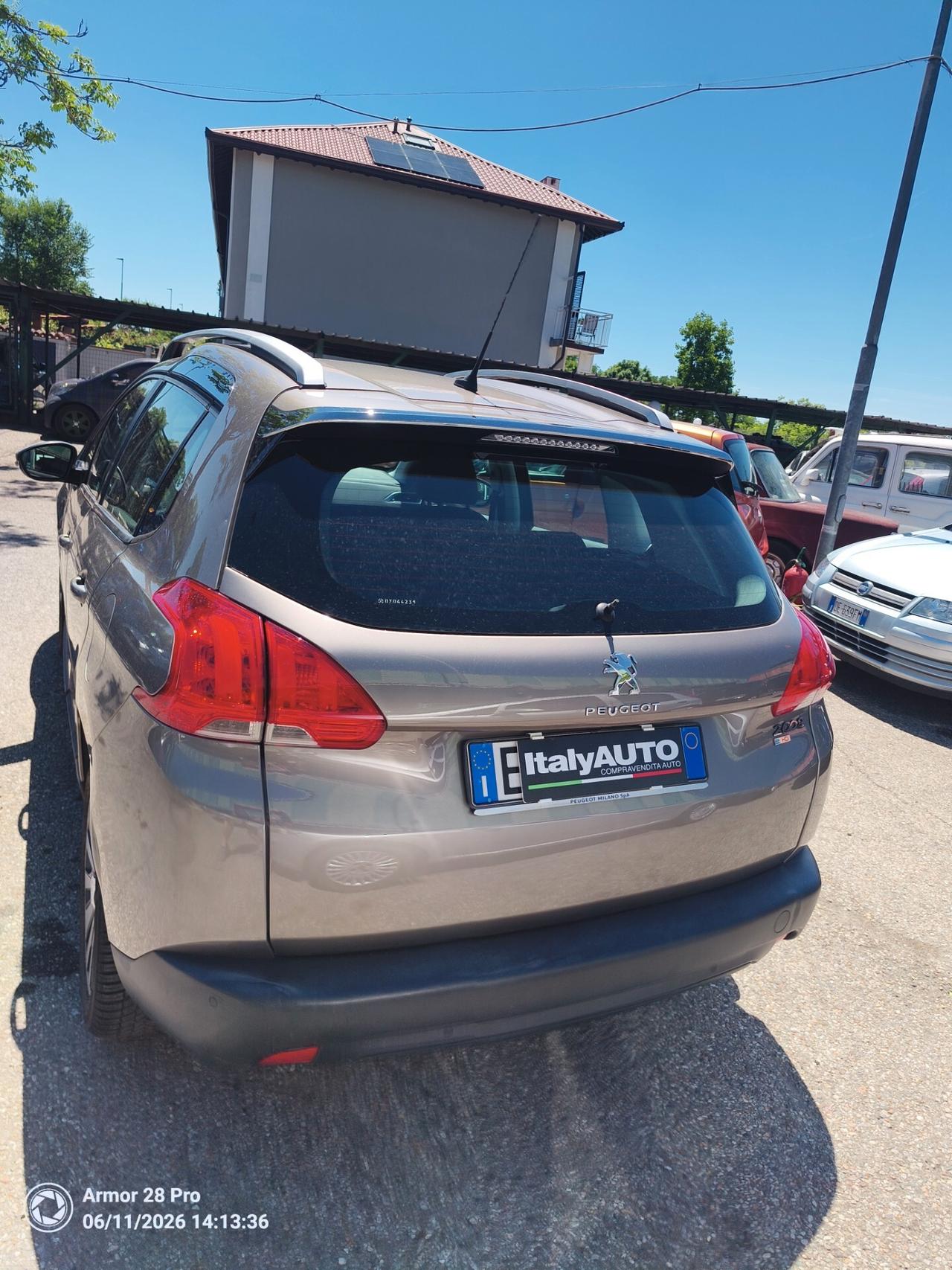 Peugeot 2008 1.2 e-VTi 82CV Stop&Start robotizzato Active