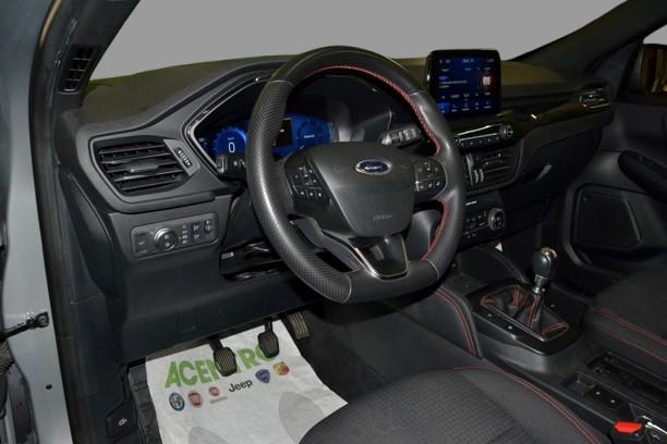 FORD KUGA 1.5 TDCI ST LINE