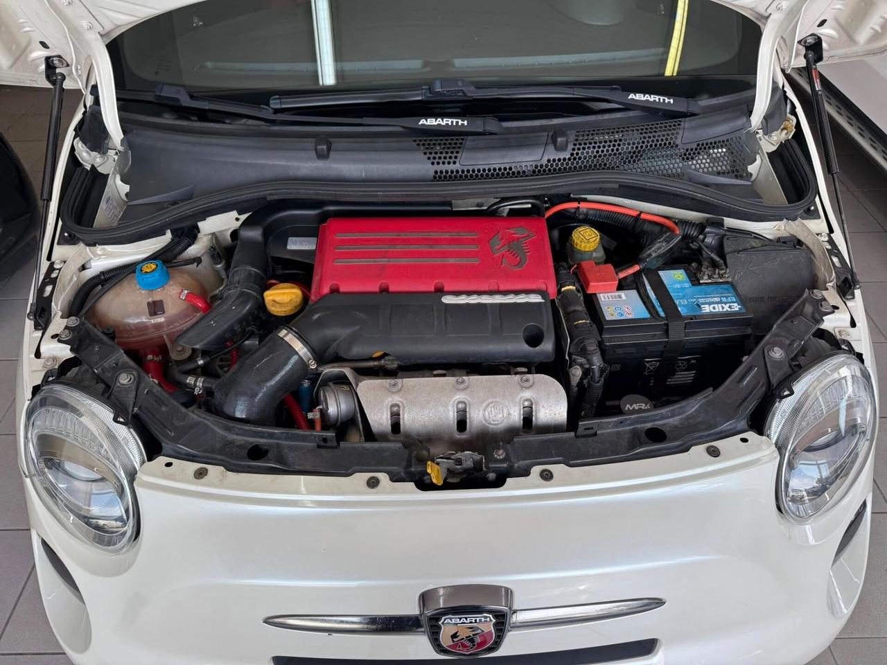 Abarth 500 1.4T-jet 135cv allestimento Esseesse