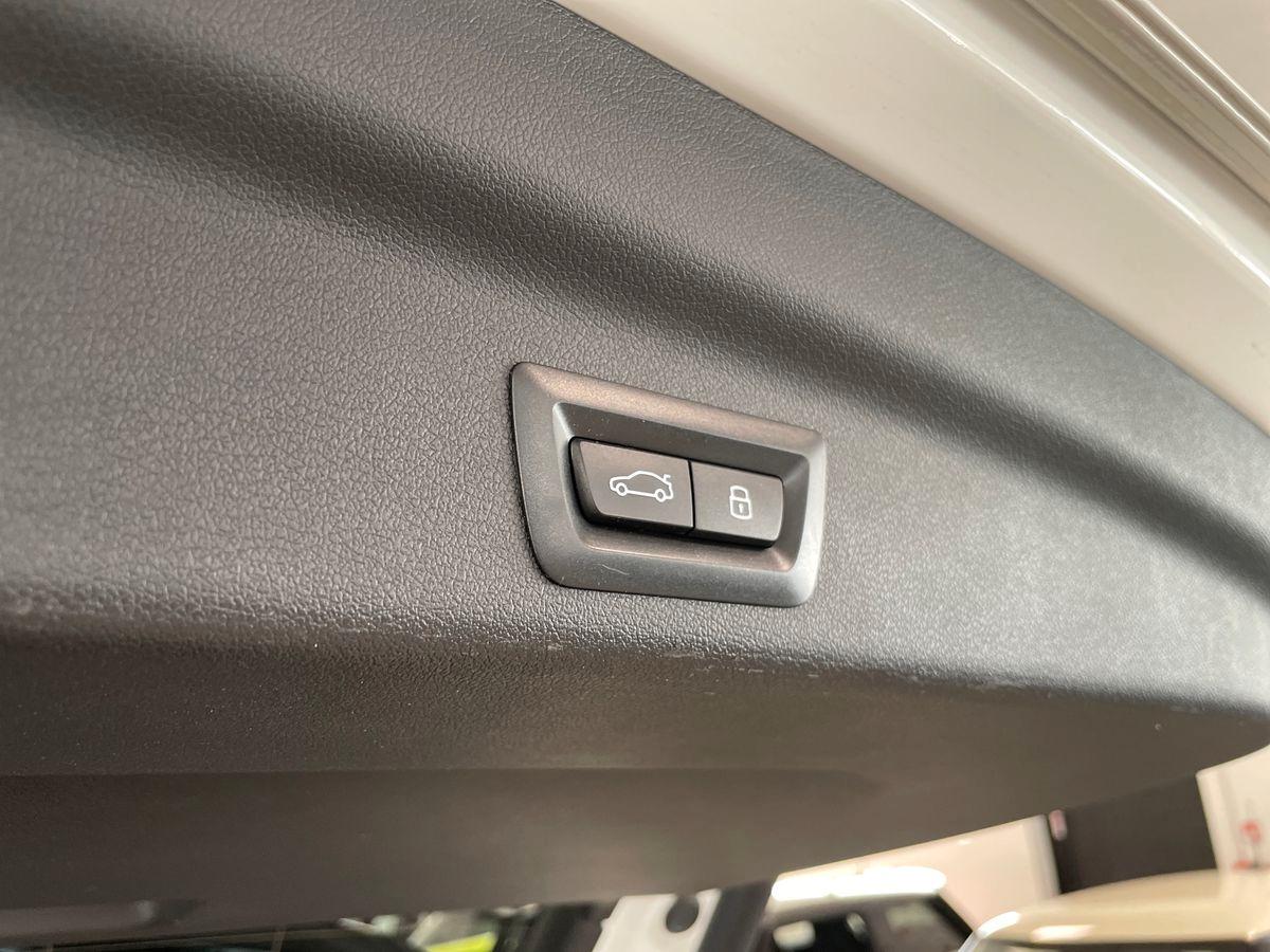 BMW X1 xdrive23d mhev 48V auto