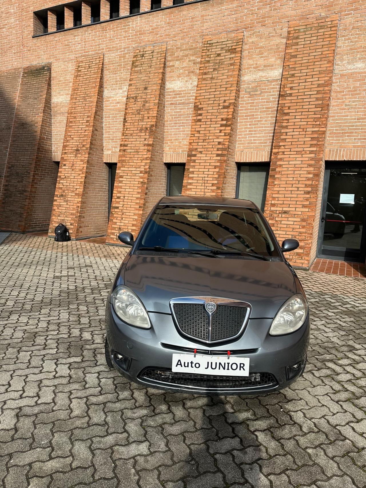 Lancia Ypsilon 1.4 Platino Ecochic GPL