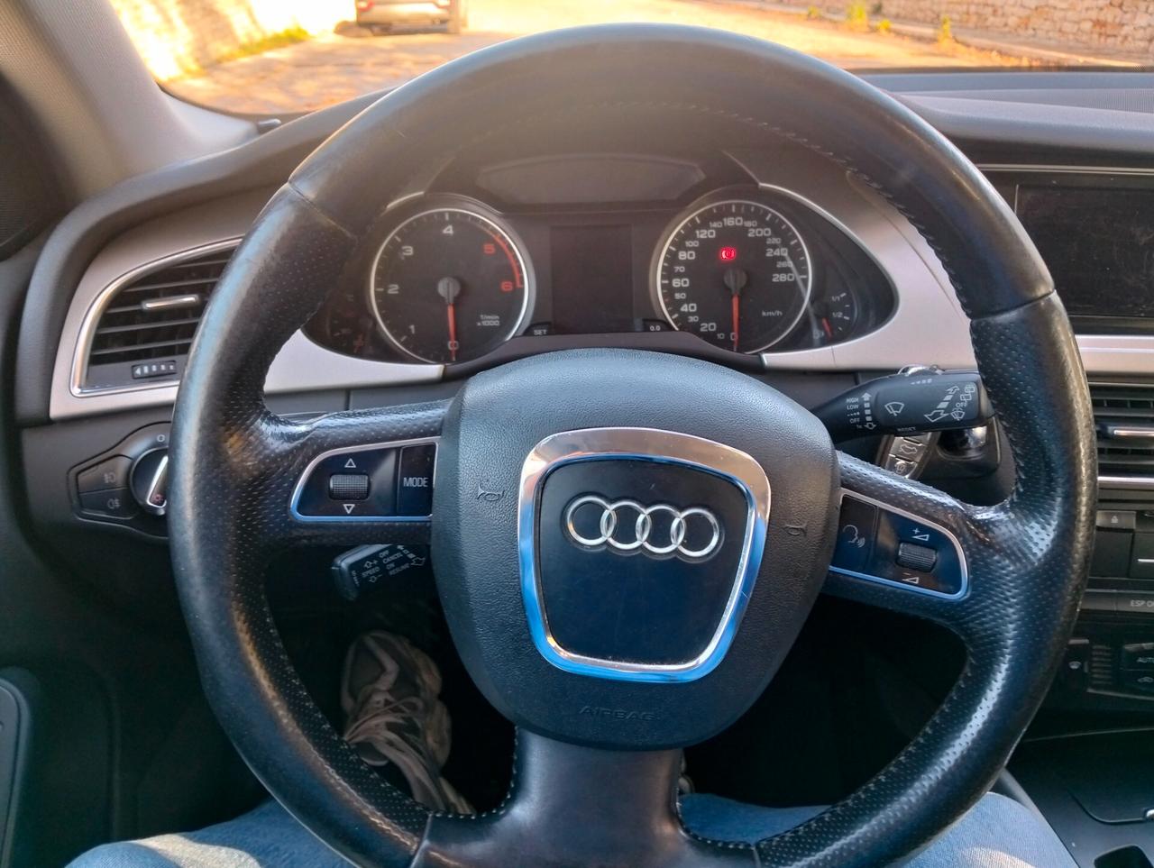 Audi A4 Avant 2.0 TDI 143CV F.AP.