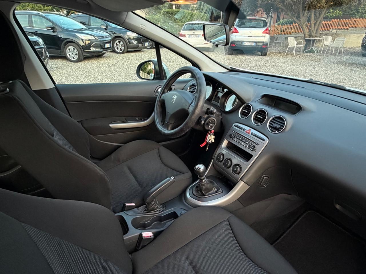 Peugeot 308 1.6 8V e-HDi 112CV Stop&Start 5p. Access