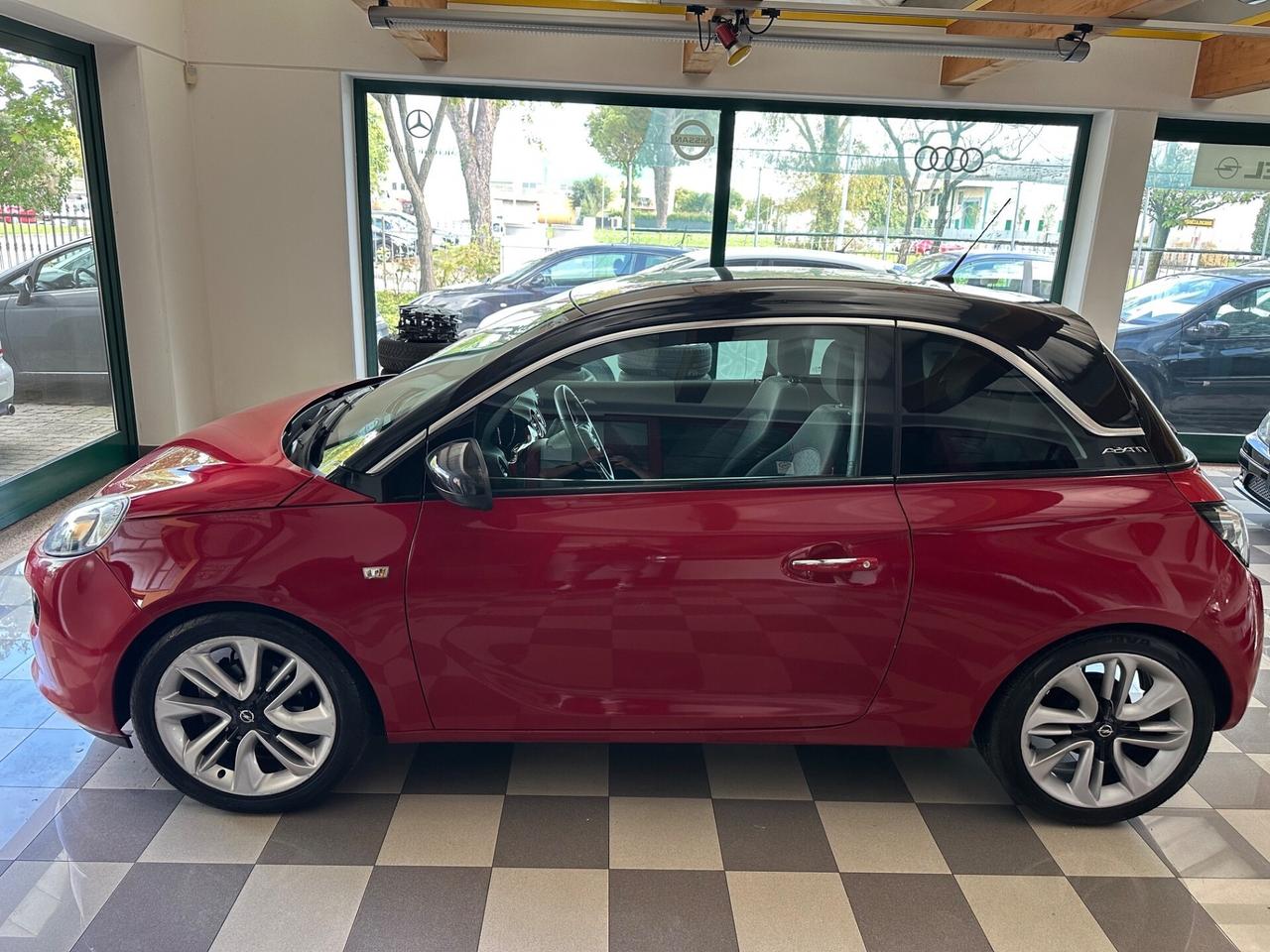 Opel Adam 1.2 70 CV Jam Neopatentati