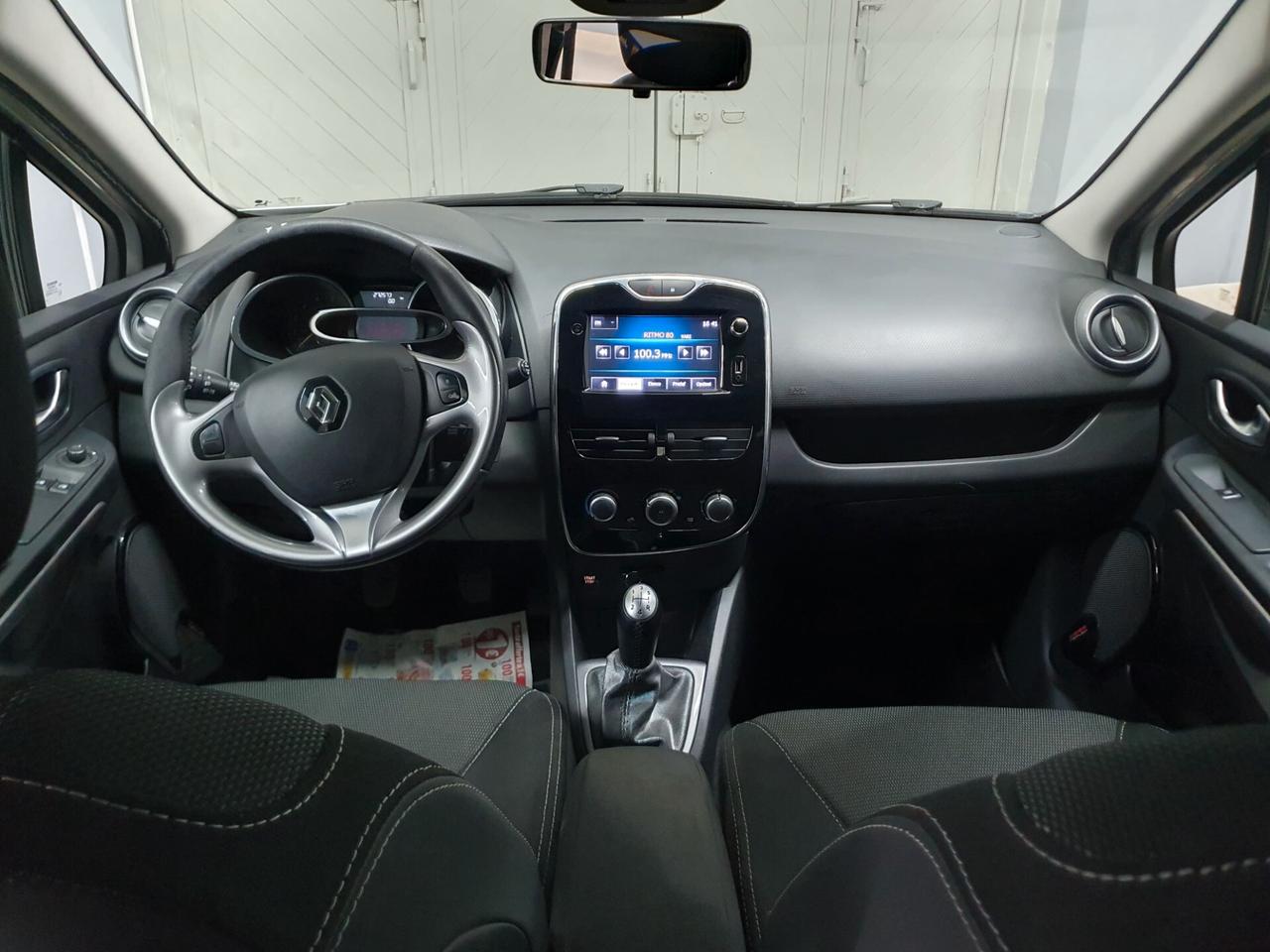 Renault Clio 1.5 dCi 8V 75cv Costume National 2015