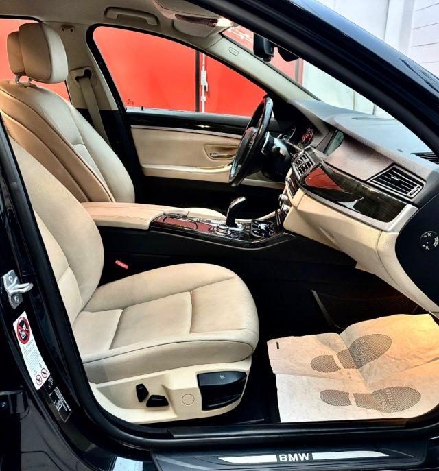 BMW 525 d XDRIVE *SEQUENZIALE AL VOLANTE,NAVI,XENO,PELLE