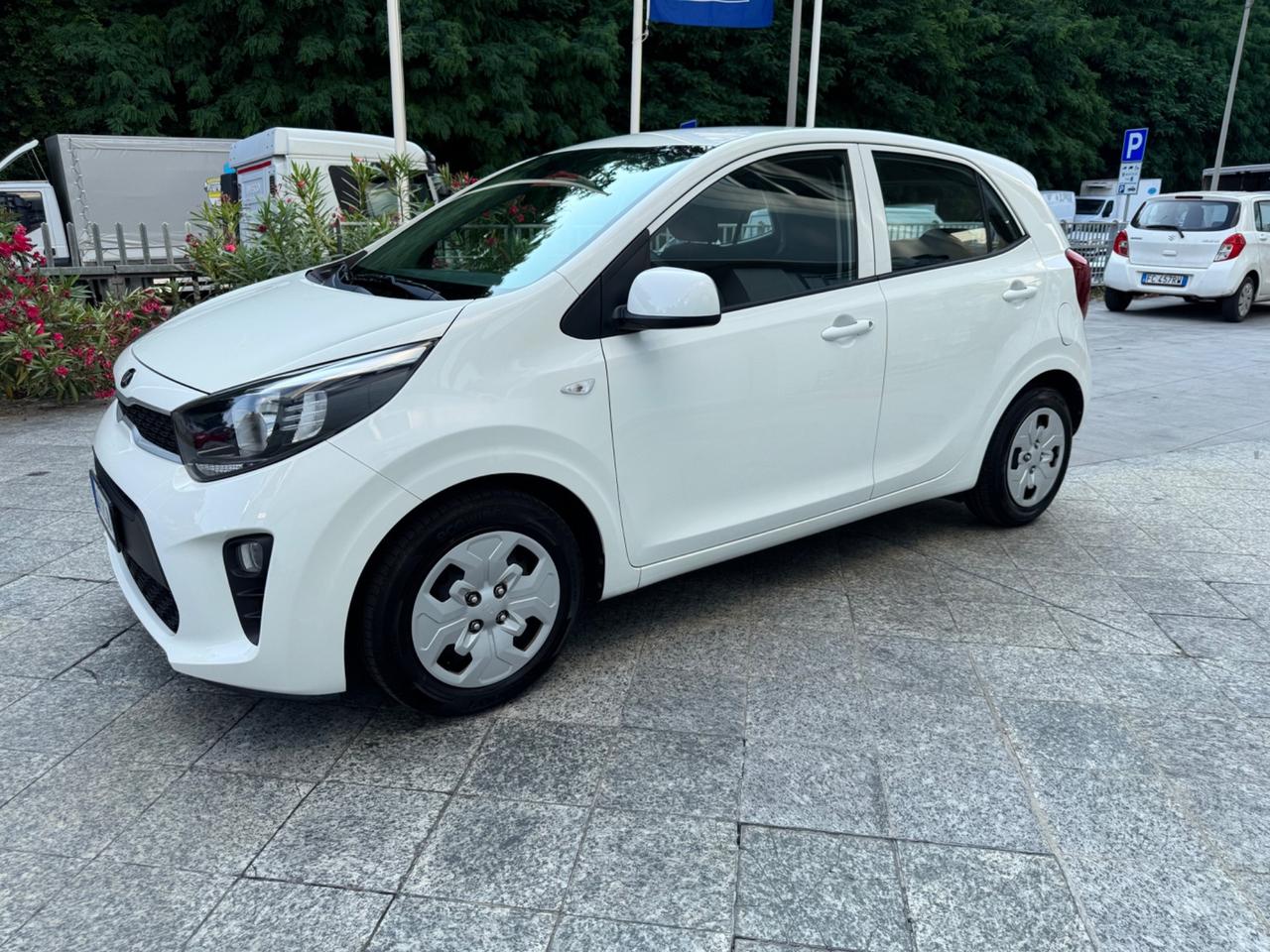 KIA PICANTO 1.0 NEOPATENTATI