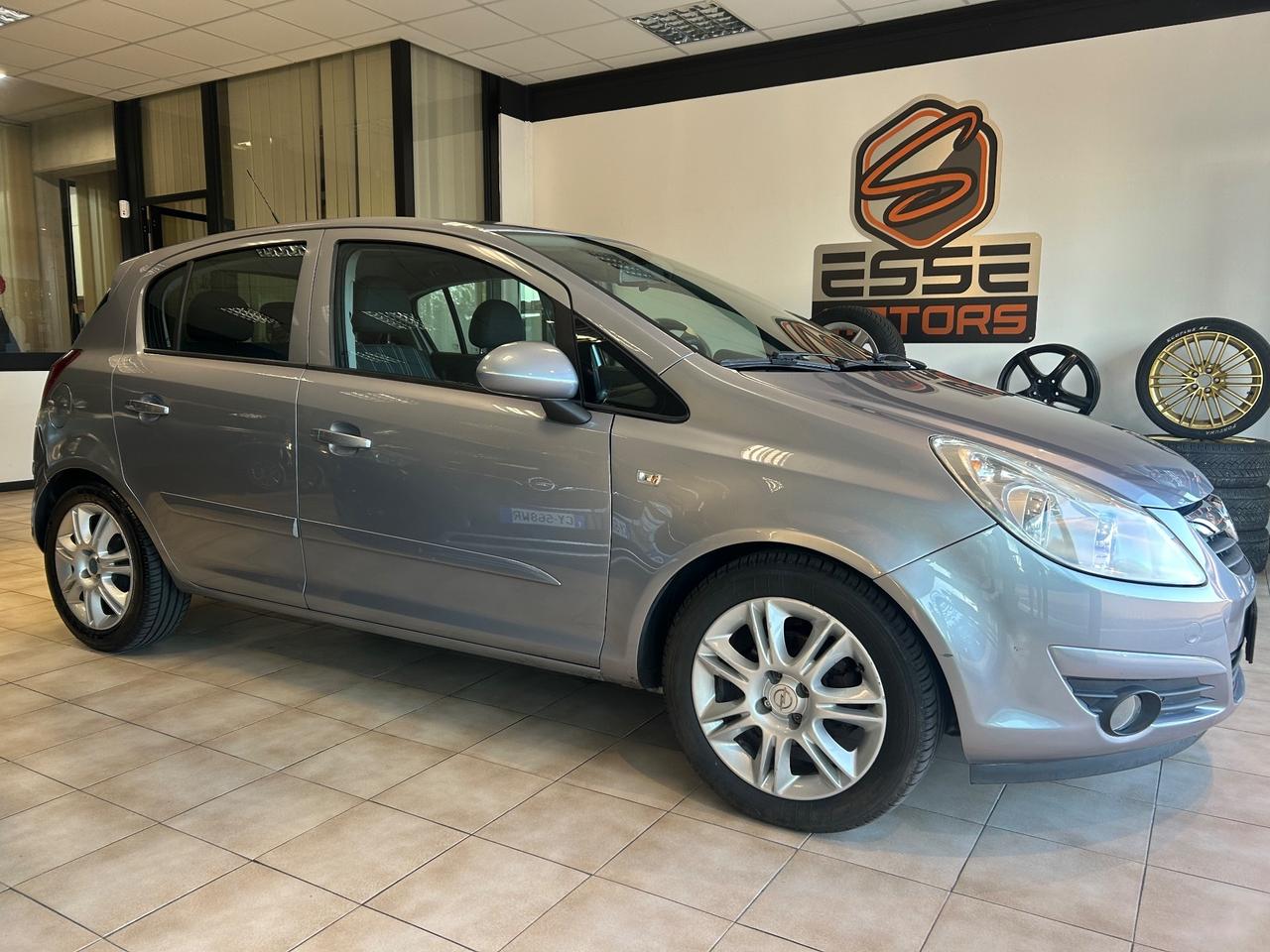 Opel Corsa - 1.2 benzina 80cv OK NEOPATENTATI