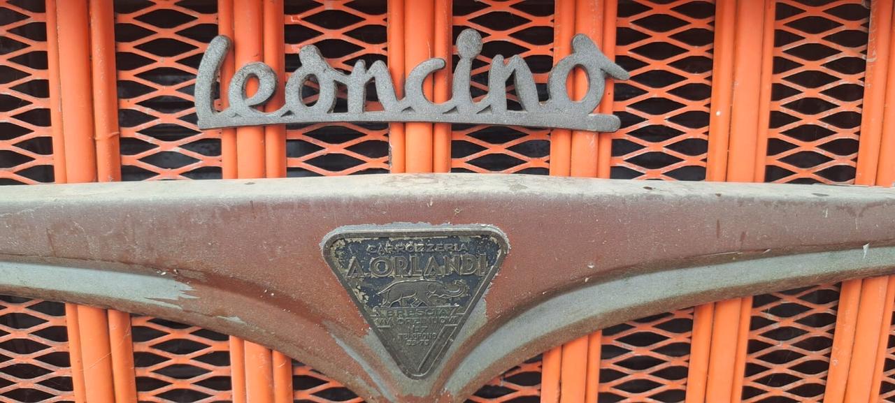 Autocarro OM LEONCINO d'epoca