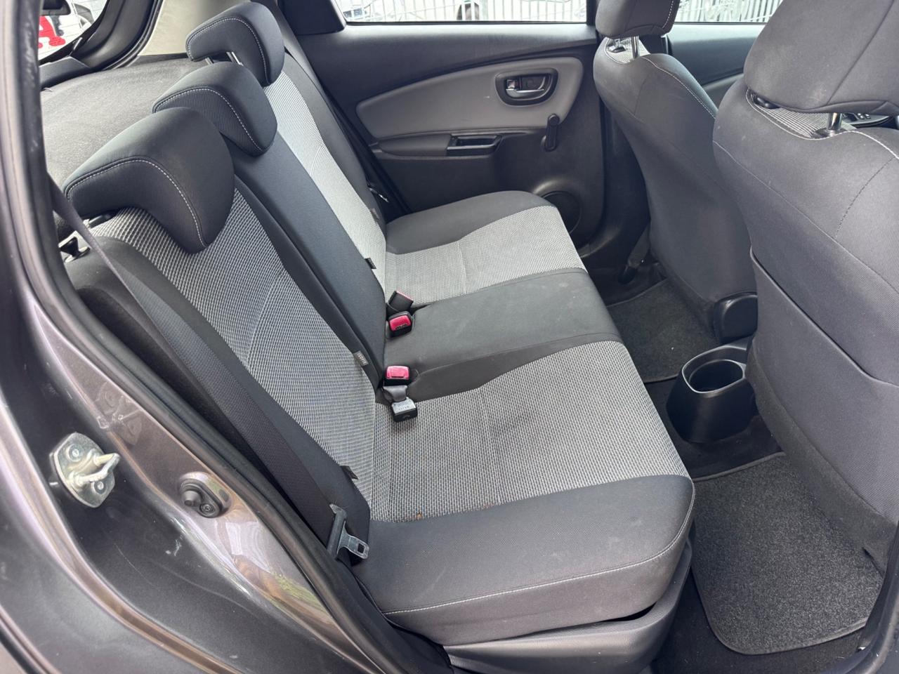 Toyota Yaris 1.5 Hybrid 5 p neopaten garanzia 12 mesi