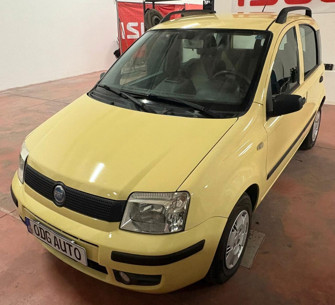 FIAT PANDA benzina 1100 CV 54 KW40 Km 111.117 Certificati PER NEOPATENTATI