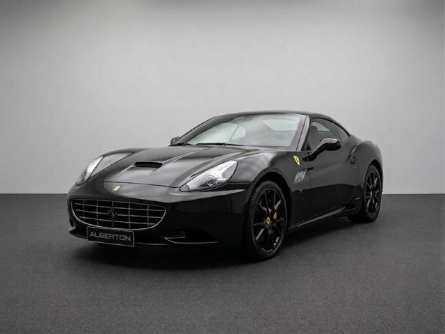 FERRARI California DCT 30 ATELIER + Pack Carbonio