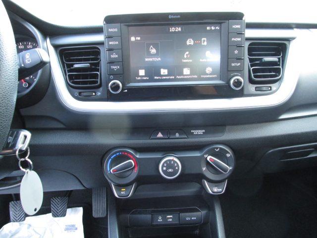 KIA Stonic 1.6 CRDi 110cv Urban -BiColor-Ok NEOPAT.- EURO 6/B