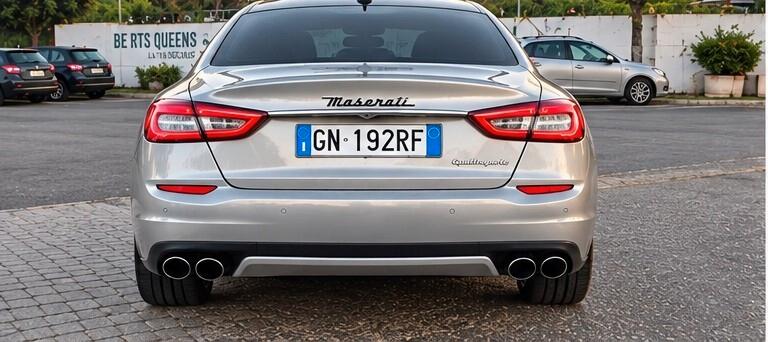 Maserati Quattroporte
