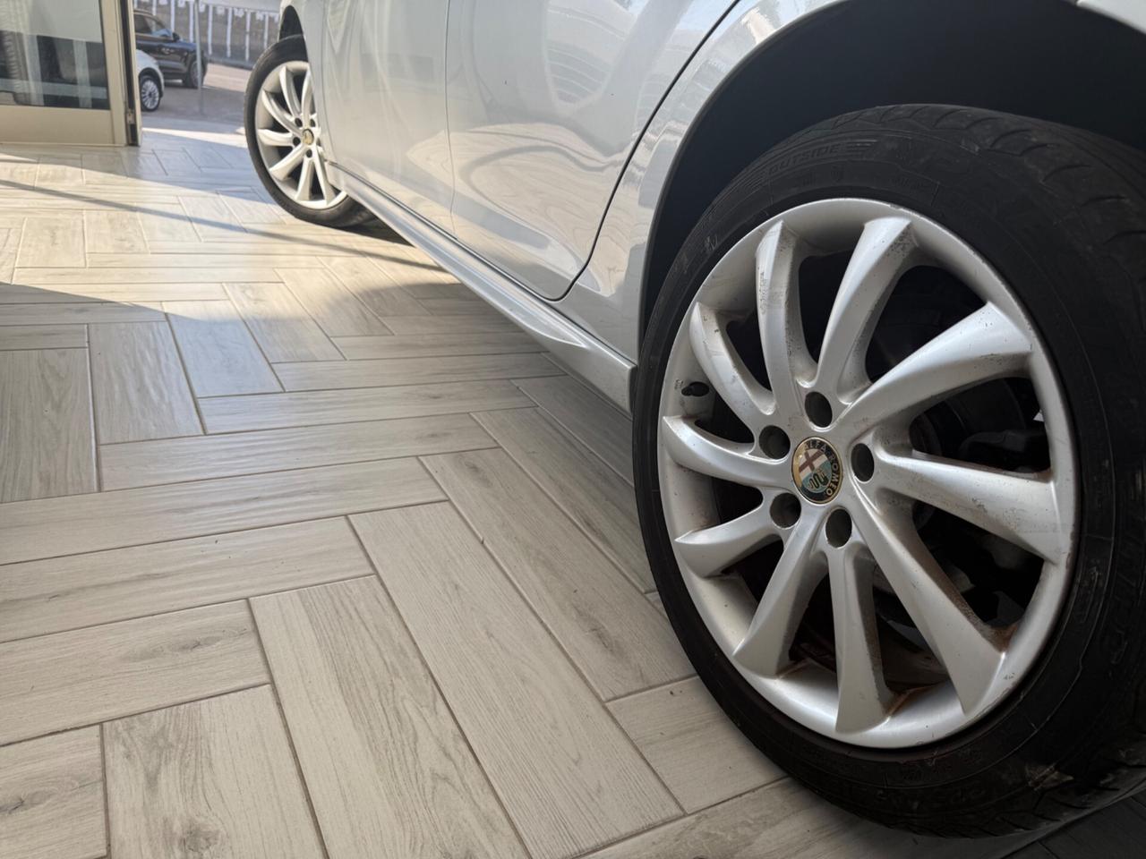 Alfa Romeo Giulietta 2.0Mjt140 CV Exclusive FULL2013