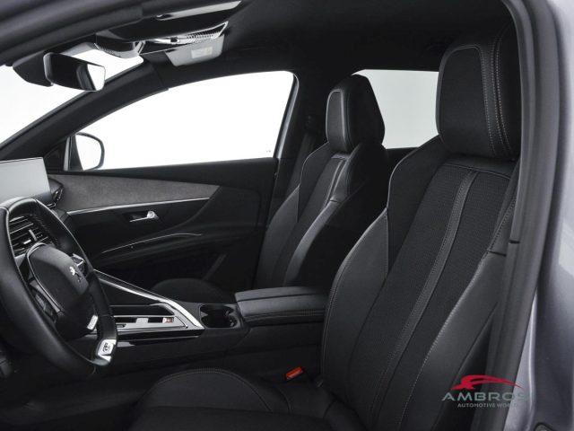 PEUGEOT 3008 Hybrid 136 e-DCS 6 GT