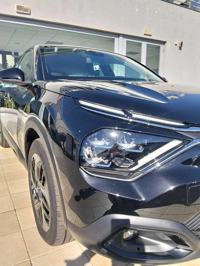 Citroen ë-C4 motore elettrico 136 CV Plus