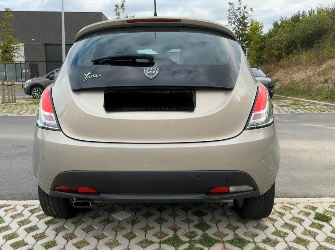 Lancia Ypsilon 1.2 69 CV 5 porte Gold-full-