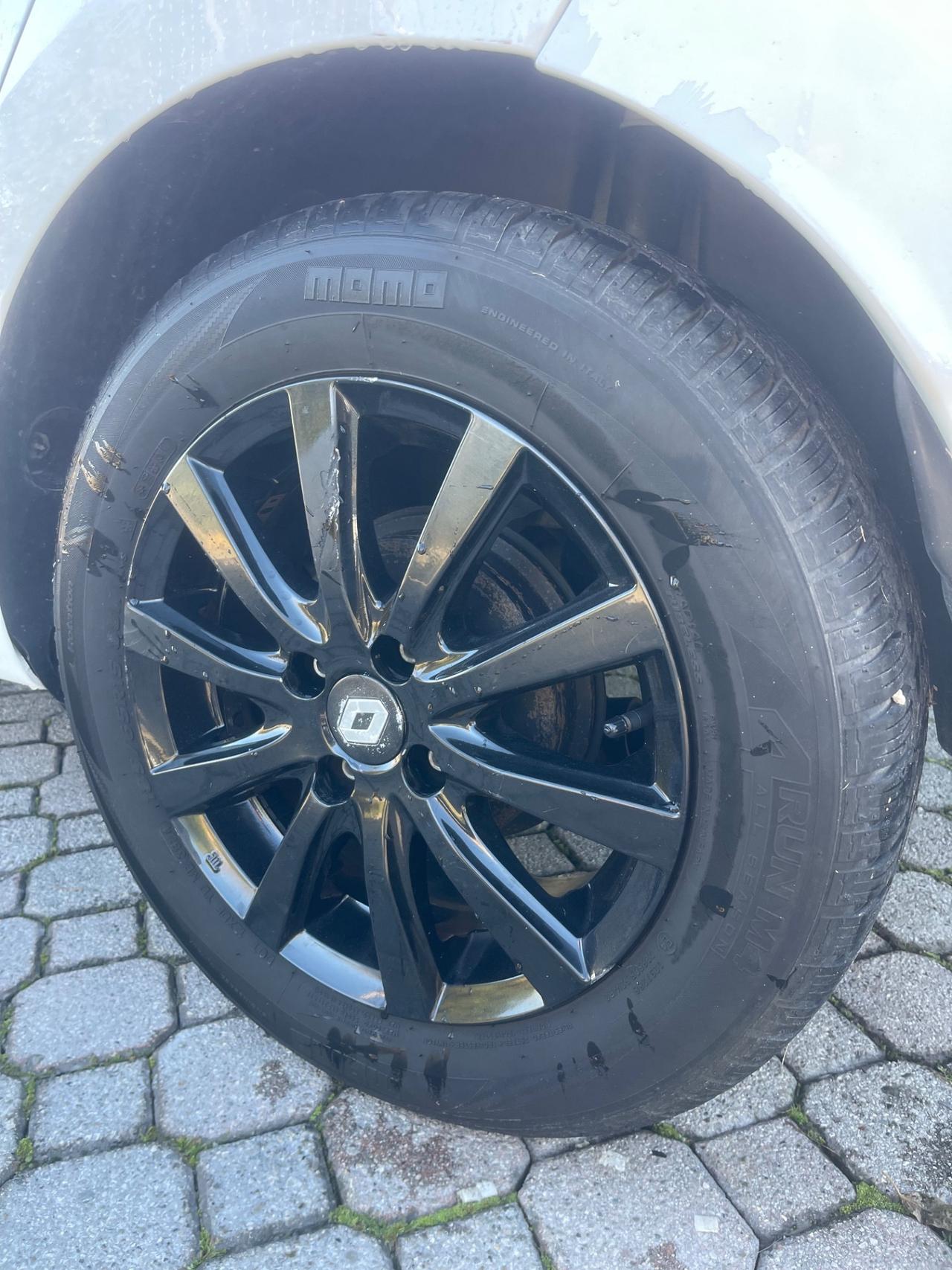 Renault Clio 1.2 75CV GPL 5 porte Costume National