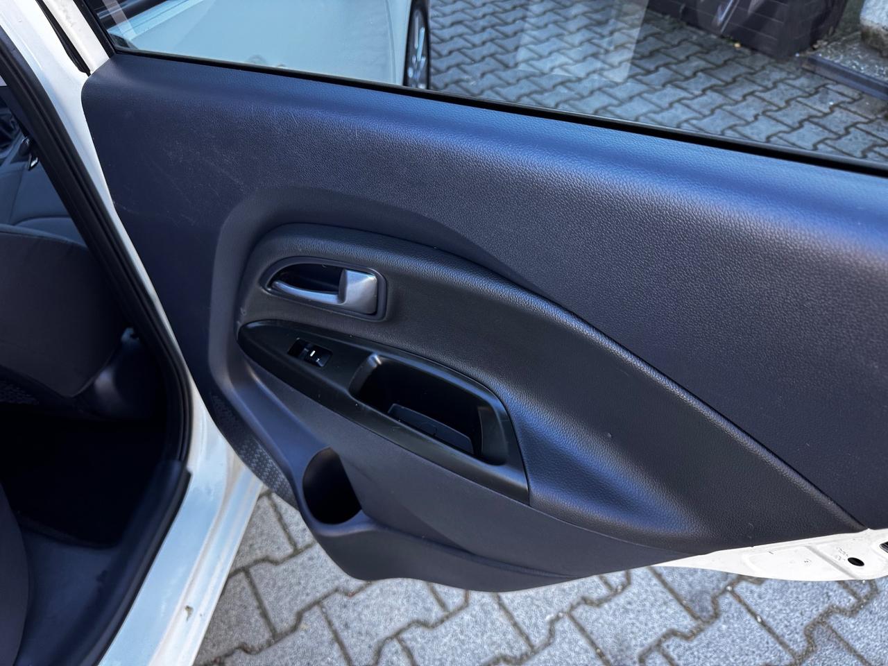 Kia Rio 1.2 CVVT 5p. EX PLUS neopatentato