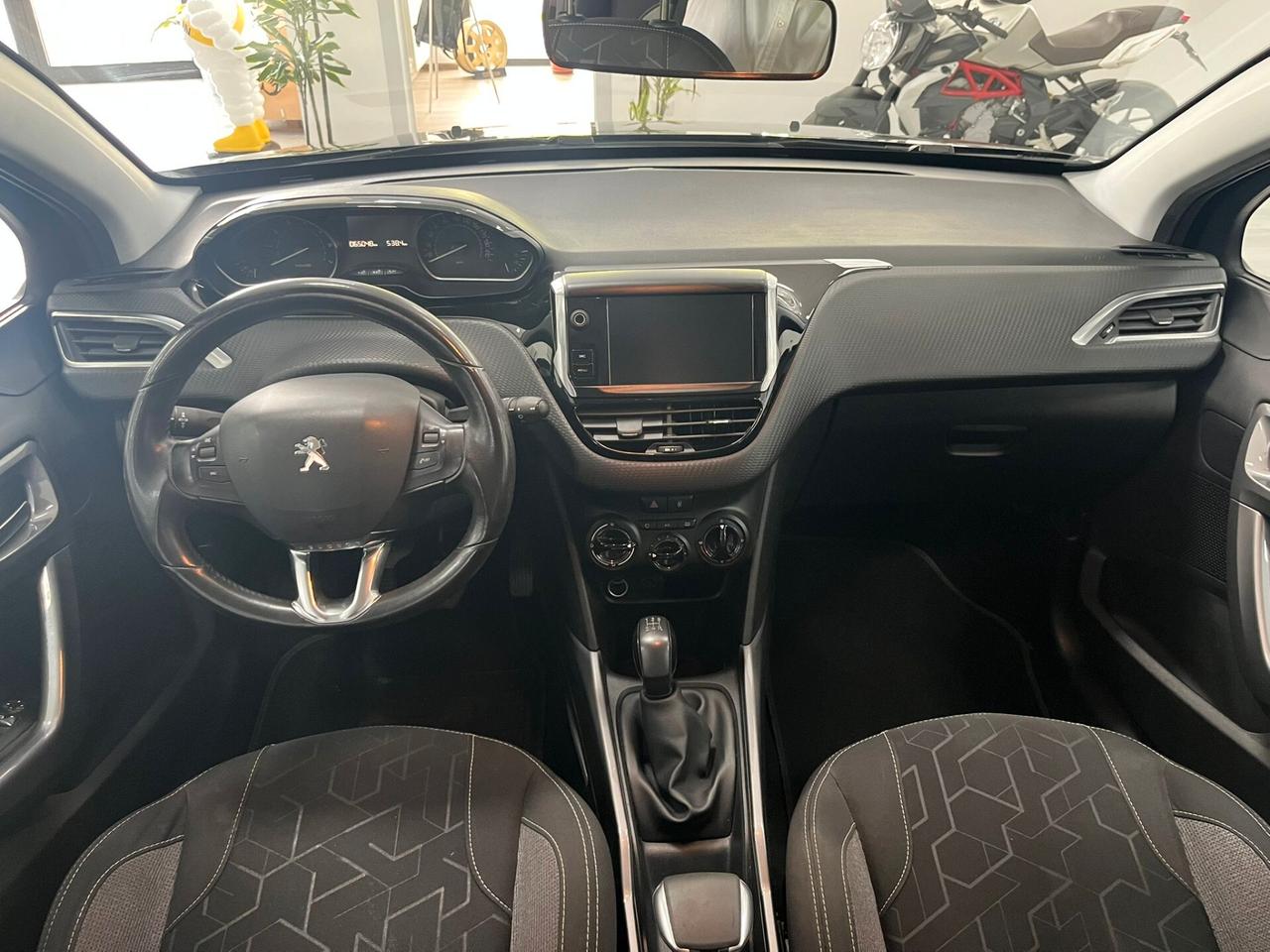 Peugeot 2008 1.2 puretech 82cv