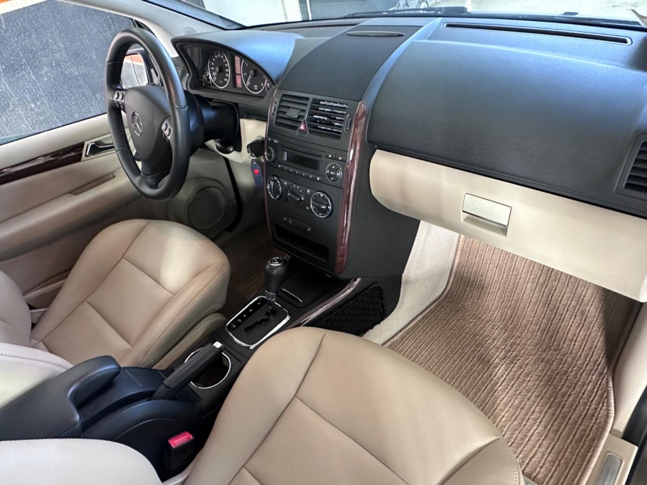 Mercedes-benz A 160 BlueEFFICIENCY Elegance