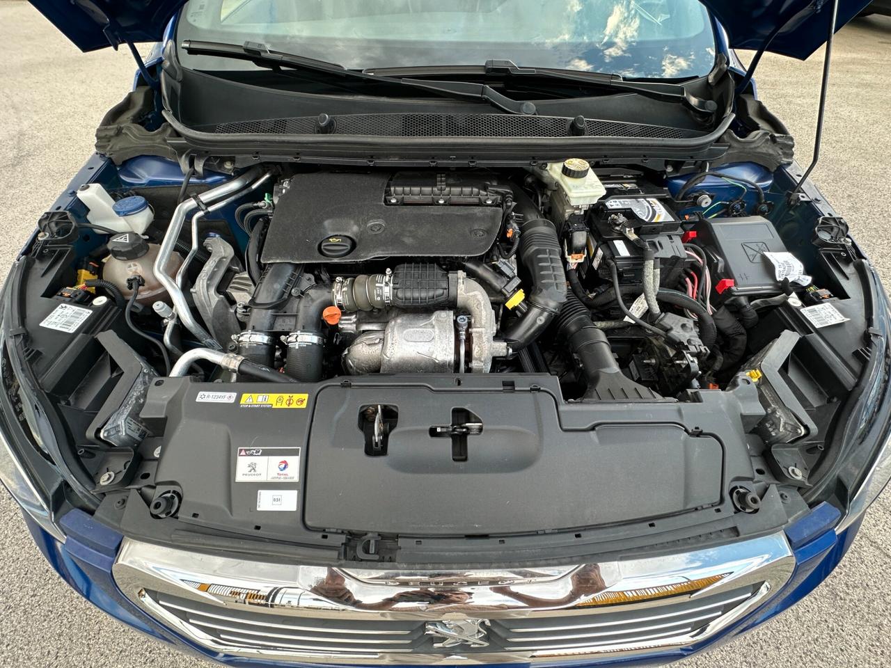 PEUGEOT 308 1.6 BlueHDi 120 S&S GT Line