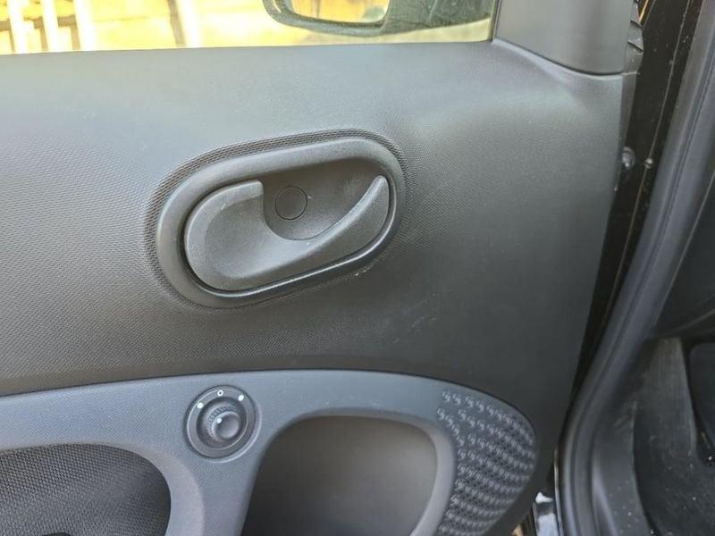 smart fortwo EQ PURE 4,6KW