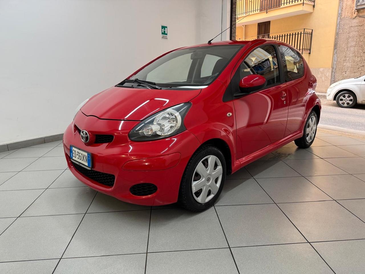 Toyota Aygo 1.0 Benzina 5 porte 2010