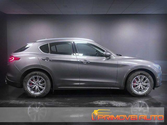 ALFA ROMEO Stelvio 2.0 Turbo 200 CV AT8 Q4 Executive