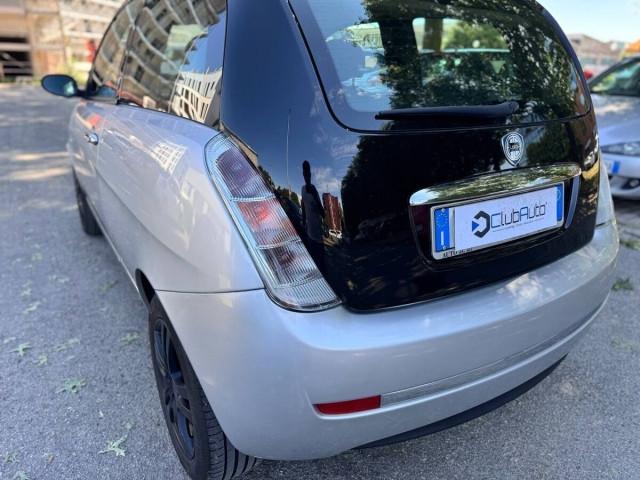 Lancia Ypsilon 1.2 8v ModaMilano