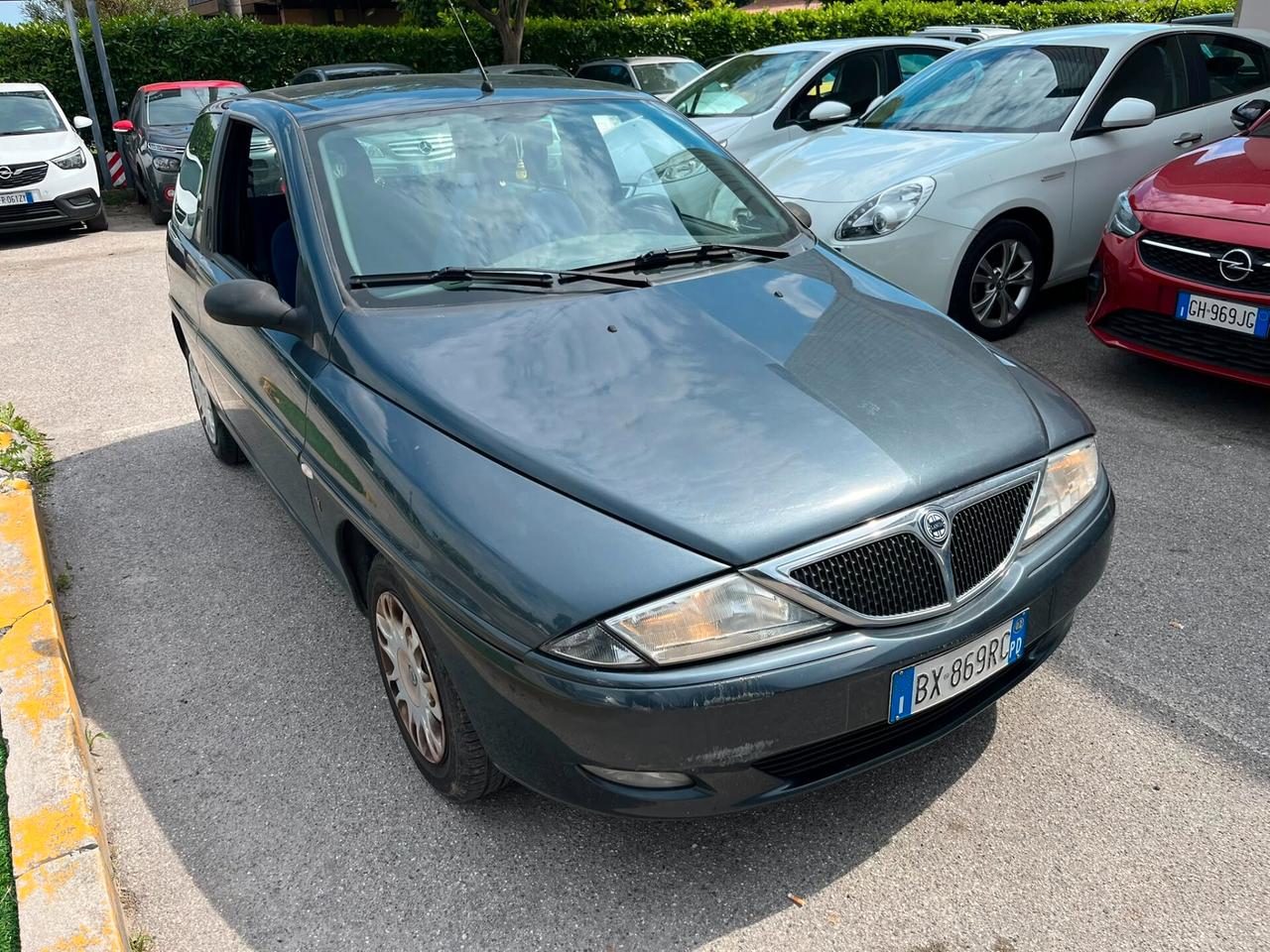 Lancia Y 1.2i cat LS
