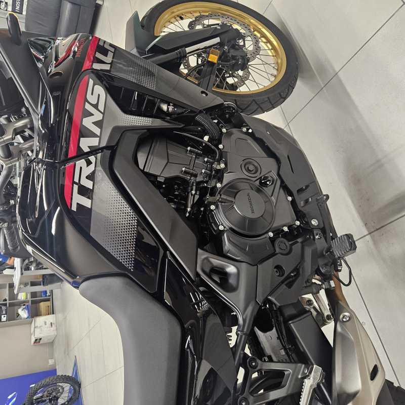 Honda Transalp XL750 - 2025