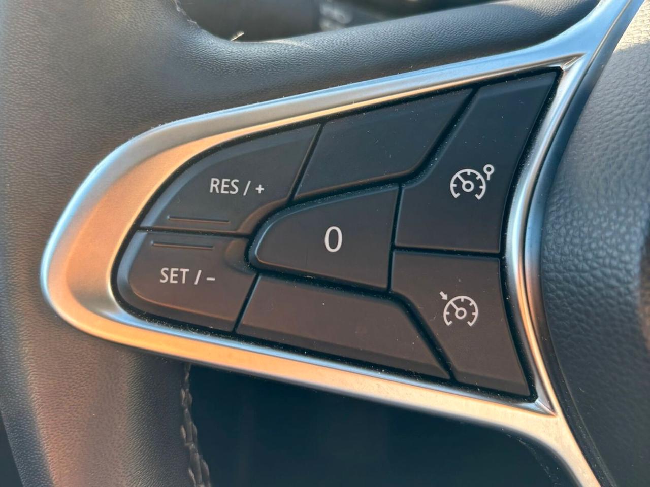 Renault Captur Plug-in Hybrid E-Tech 160 CV Intens