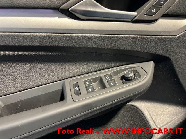 VOLKSWAGEN Golf 1.0 eTSI MHEV EVO DSG Life PROMO !!