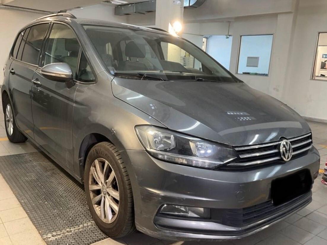 Volkswagen Touran 1.6 TDI DSG Highline BlueMotion Technology