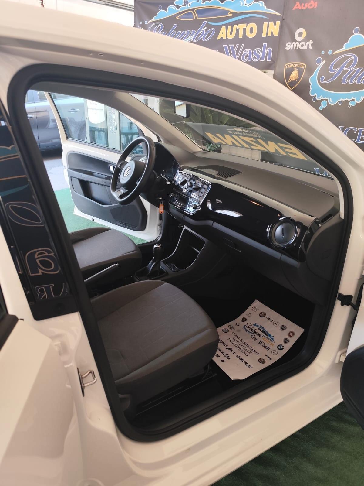 Volkswagen up! 1.0 5p. move