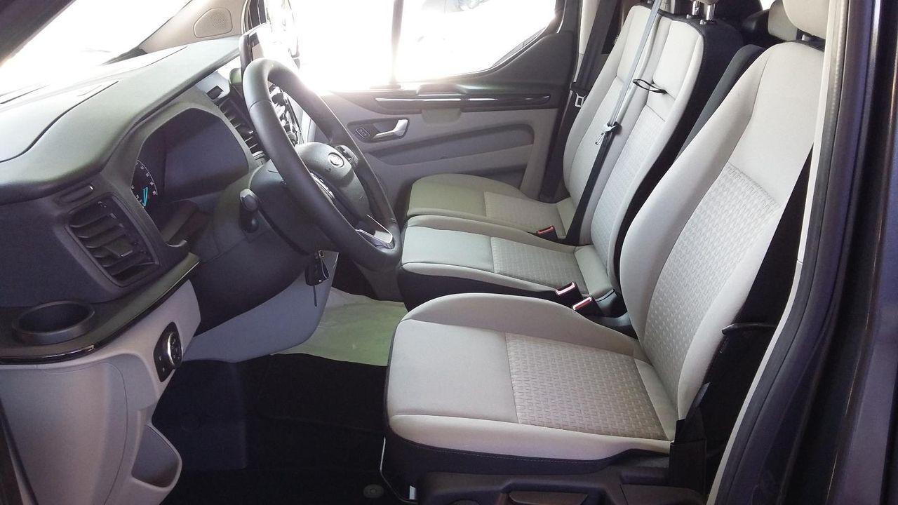 Ford Tourneo Custom Shuttle !!!! SOLO noleggio breve-medio termine