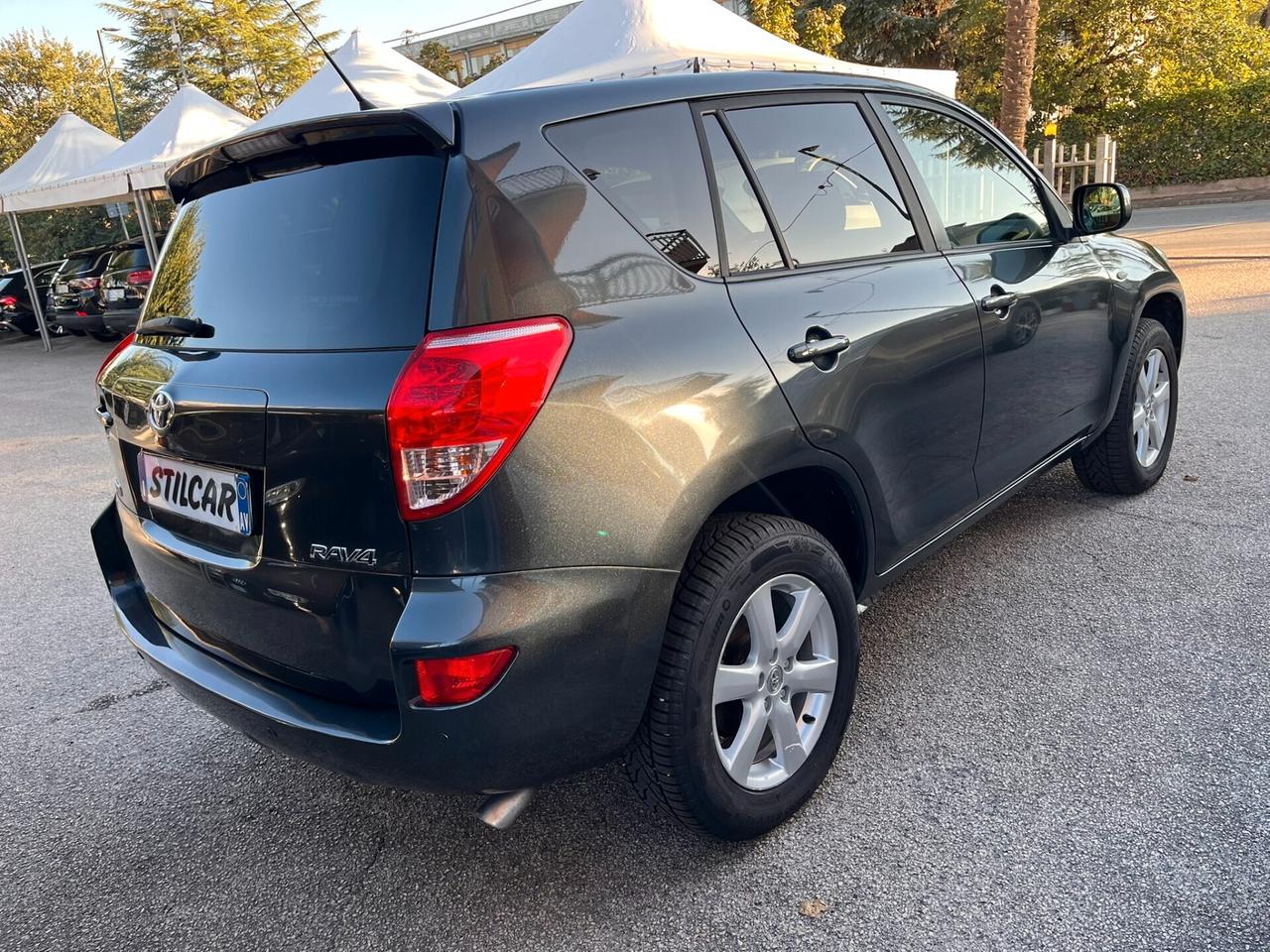 Toyota RAV 4 2.2 4x4 Diesel 136 CV Fuoristrada